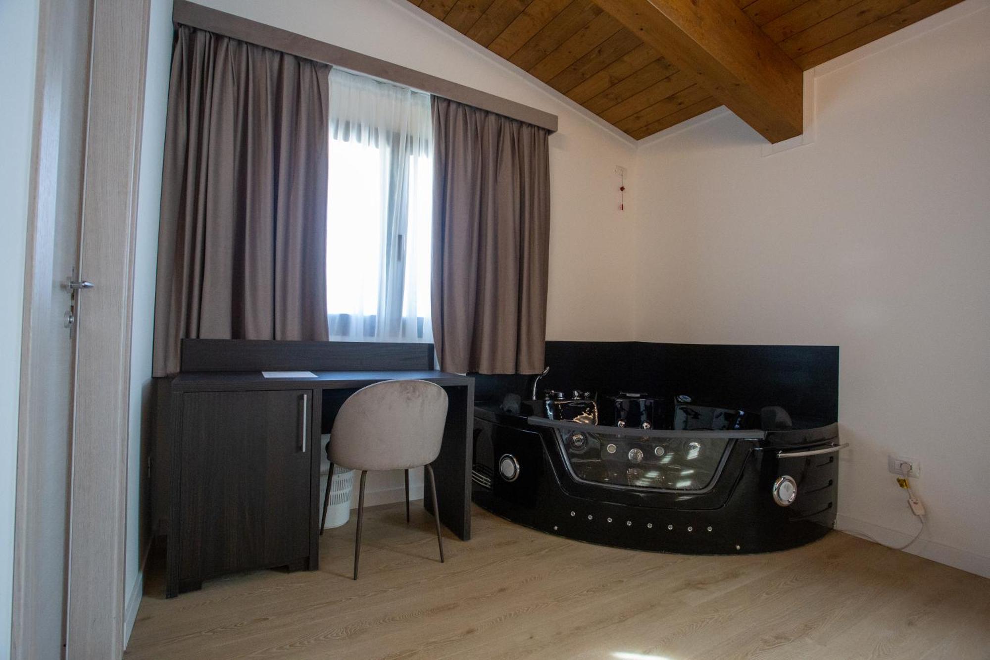 Il Castagneto Hotel อามาตริเช ภายนอก รูปภาพ